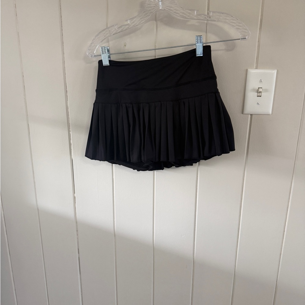 Golden Hinge Black Pleated Skirt - XSmall